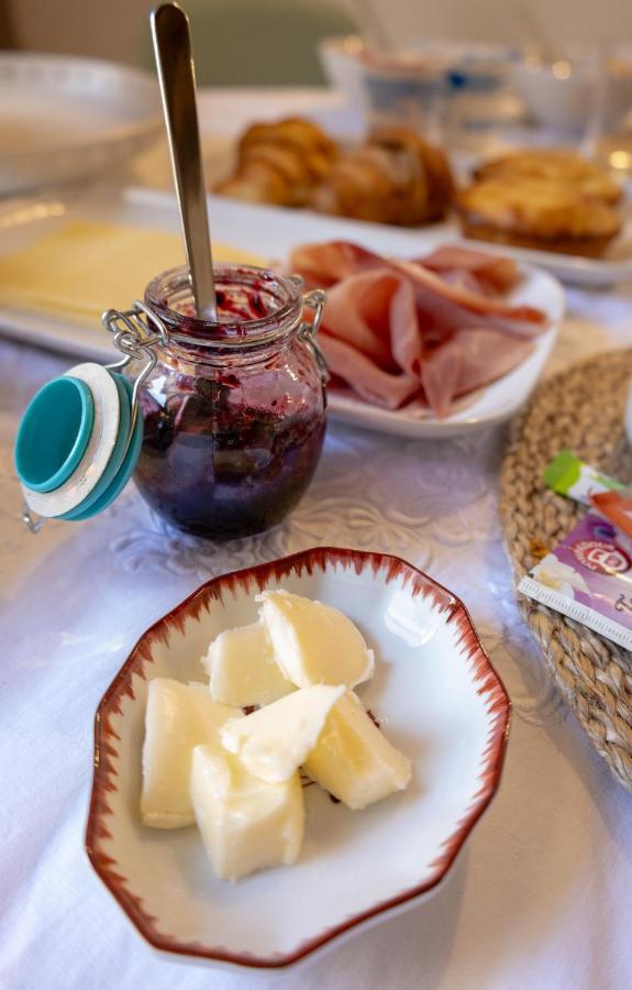 Palazzo Della Contessa - Suites & Breakfast Лечче Экстерьер фото